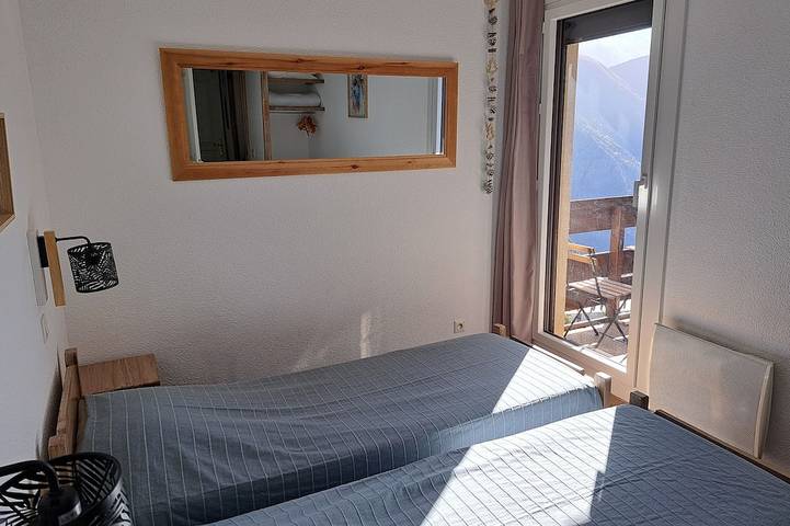 Ganze Wohnung, 2 Rooms 35m² 4 Pers with Wifi covered parking at the foot of the lifts in Vénosc, Les Deux Alpes