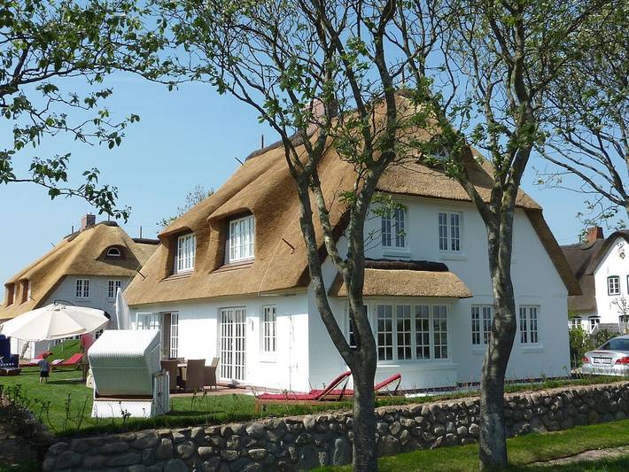 Ferienhaus in Dunsum mit Schwimmbecken in Dunsum, Föhr