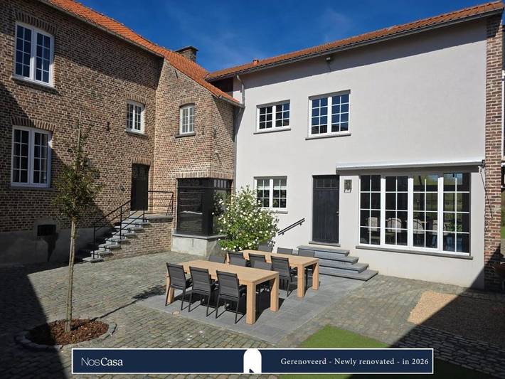 Villa pour 16 personnes, avec Jacuzzi et Terrasse ainsi que Jardin et Piscine à Heers