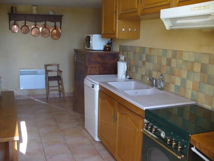Location de vacances pour 14 personnes, avec jardin ainsi que piscine et vue, animaux acceptés à Archignac - 4