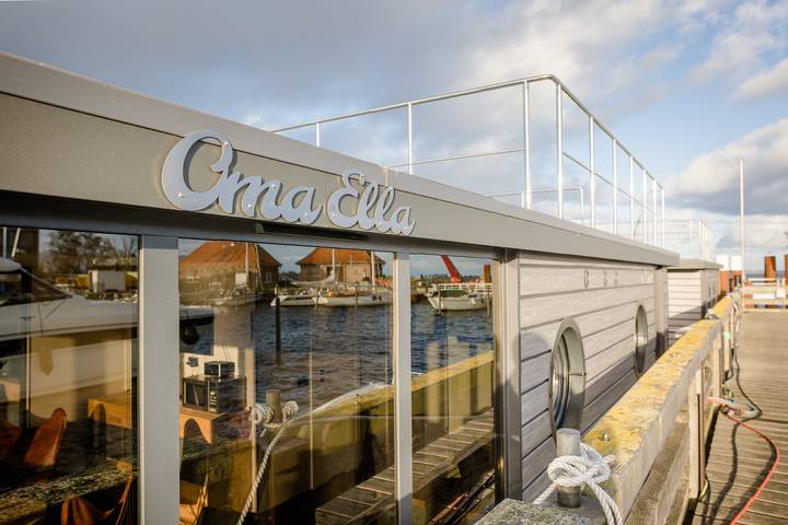 Hausboot für 4 Personen, mit Terrasse und Seeblick in Schleswig-Holstein