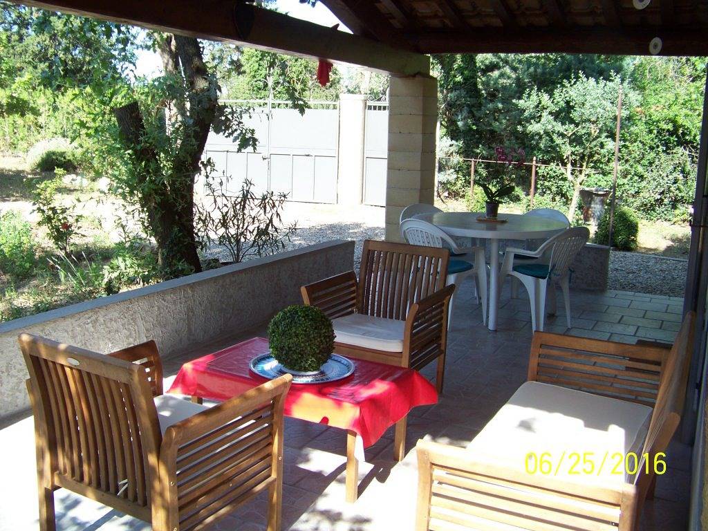 Mini villa avec piscine privée in L'Isle-sur-la-Sorgue, Vaucluse