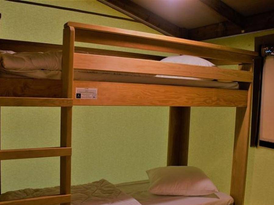 Camping Le Village loisirs de Goule - Lodge 4 personnes - Ecolodge 23m² in Bessais-le-Fromental, Saint-Amand-Montrond