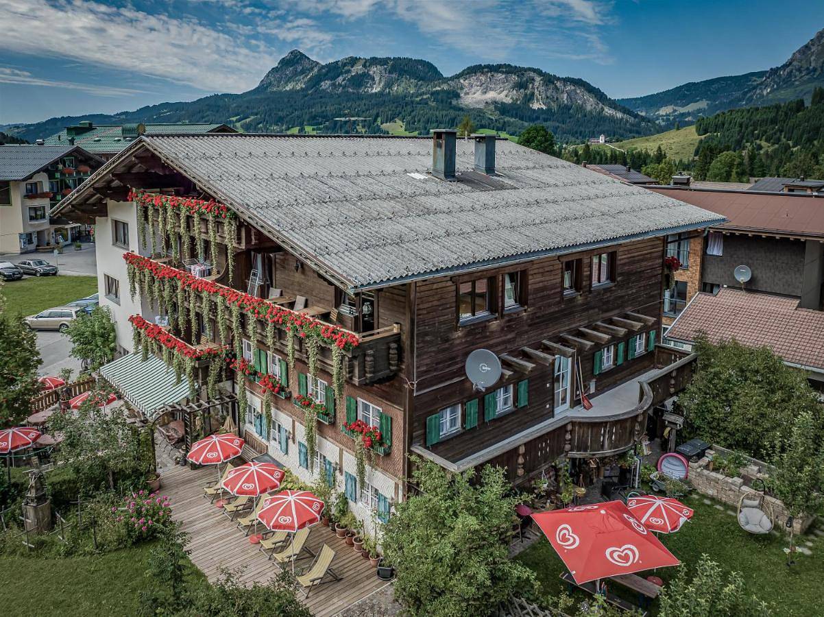 Gästehaus Elfriede inklusive Sommerbergbahnticket in Grän, Allgäuer Alpen (Österreich)
