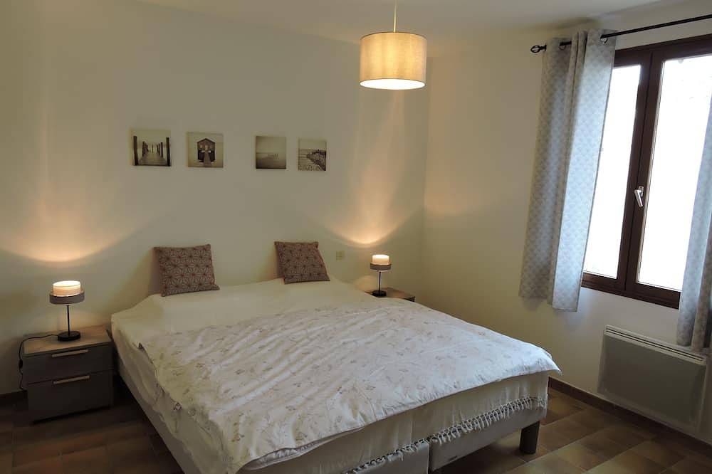 Maison au calme dans une impasse privée à 150m de la plage. in Saint-Denis-d'Oléron, Côte de Beauté