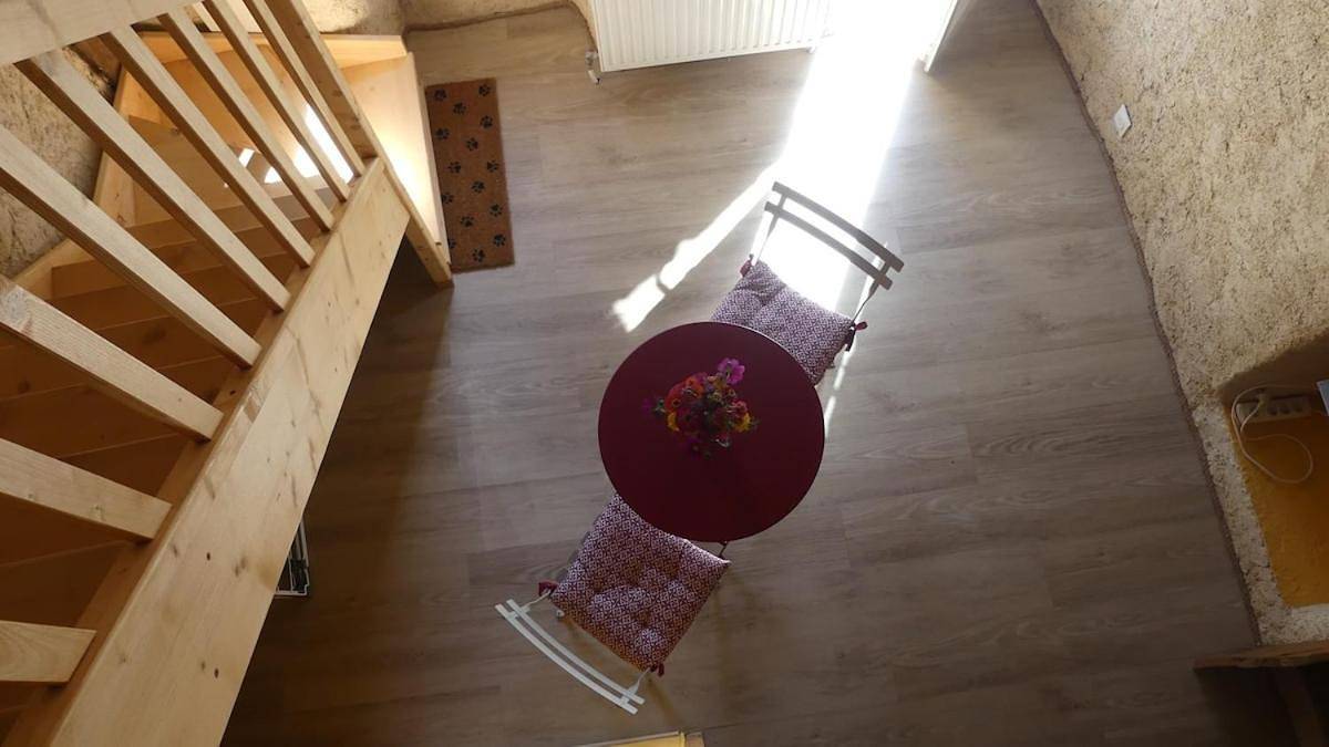 Appartement entier, Le Nid, petit gîte de campagne in Boffres, Région de Tournon-sur-Rhône