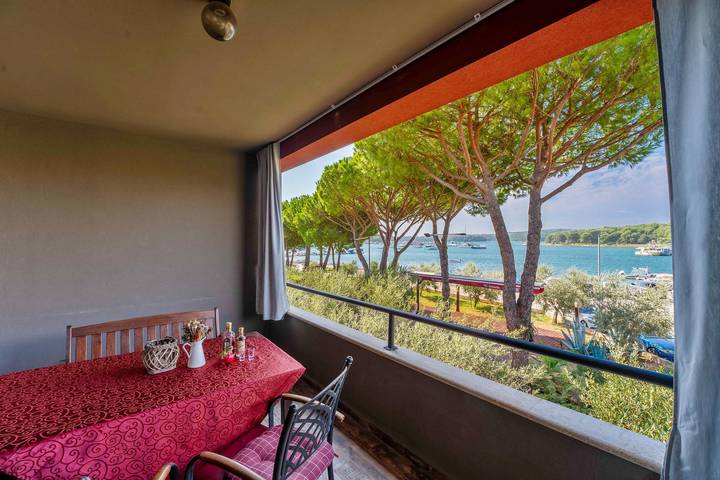 Ferienwohnung für 4 Personen, mit Balkon und Terrasse sowie Garten in Pula-Medulin - 2