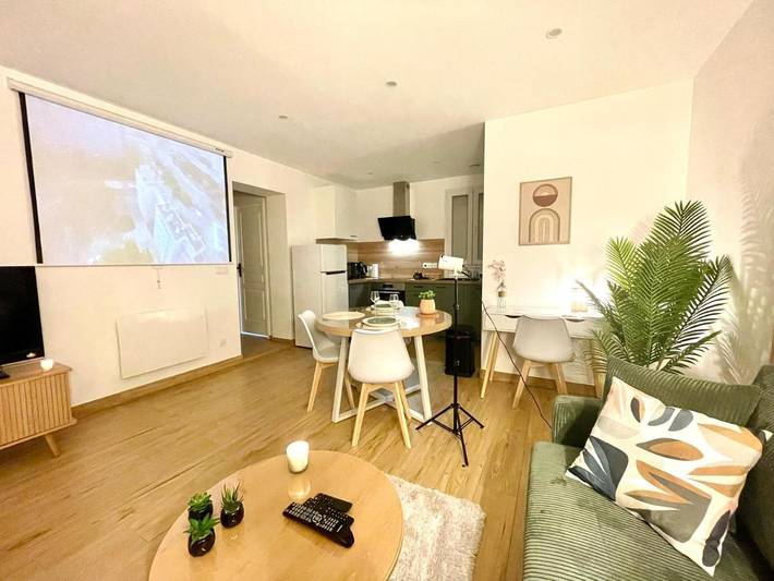 Gîte pour 2 personnes, avec balcon à Bellegarde-sur-Valserine - 4