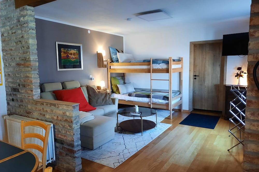 Ganze Wohnung, Wohnen am Maschweg 5 - Fewo 76m² in Lübbecke, Wiehengebirge