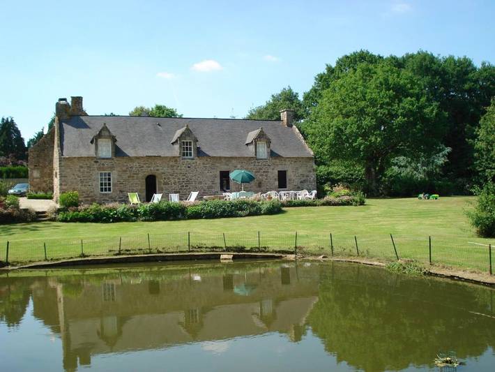 Location de vacances pour 10 personnes, avec jardin et vue sur le lac, adapté aux familles à Berric - 2