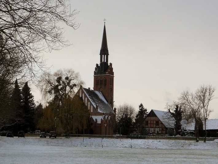 Ferienhaus für 2 Personen, mit Ausblick und Terrasse sowie Garten, kinderfreundlich in Basedow
