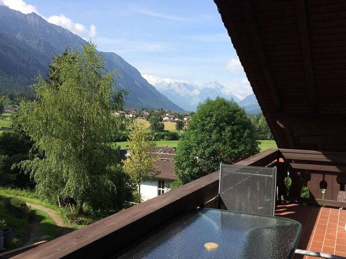 Ferienhaus für 4 Personen, mit Balkon in Eschenlohe