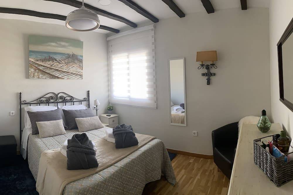 Entire apartment, La pastora Gava, Apartment with parking near Barcelona. in Gavà, Baix Llobregat