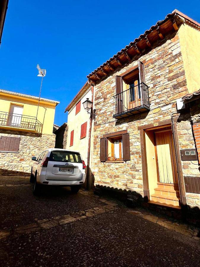 Apartamento para 6 personas, con balcón y vistas, Familias con niños en Horcajuelo de la Sierra