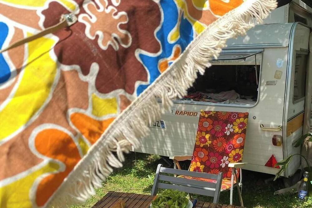 Vintage Caravan: Experience a Time Capsule in the Chartreuse Mountains in Voiron, Isère