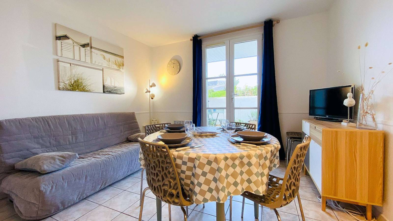 Ganze Ferienwohnung, Ferienwohnung für 5 Personen mit Pool in La Couarde-sur-Mer, Ile de Re