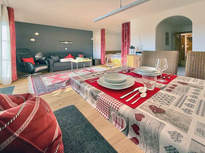 Ferienwohnung für 3 Personen, mit Garten und Balkon sowie Ausblick in Seeg - 2