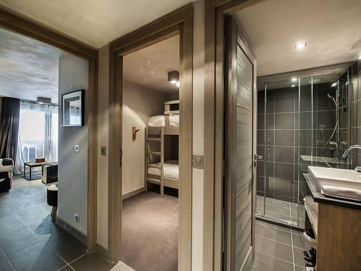 Ganze Wohnung, Geräumige moderne Wohnung in Courchevel mit Parkplatz und WLAN in Saint-Bon-Tarentaise, Courchevel