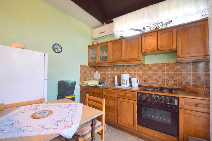 Ferienwohnung für 3 Personen, mit Balkon auf Krk - 2