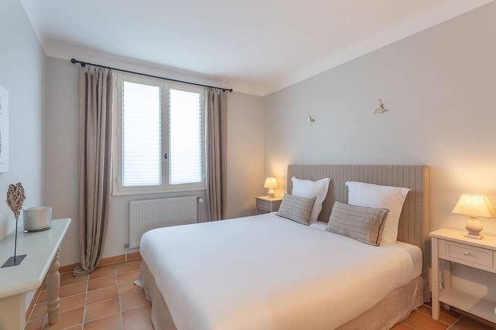 Location de vacances pour 8 personnes, avec jardin et terrasse à Cabrières-d'Avignon - 4