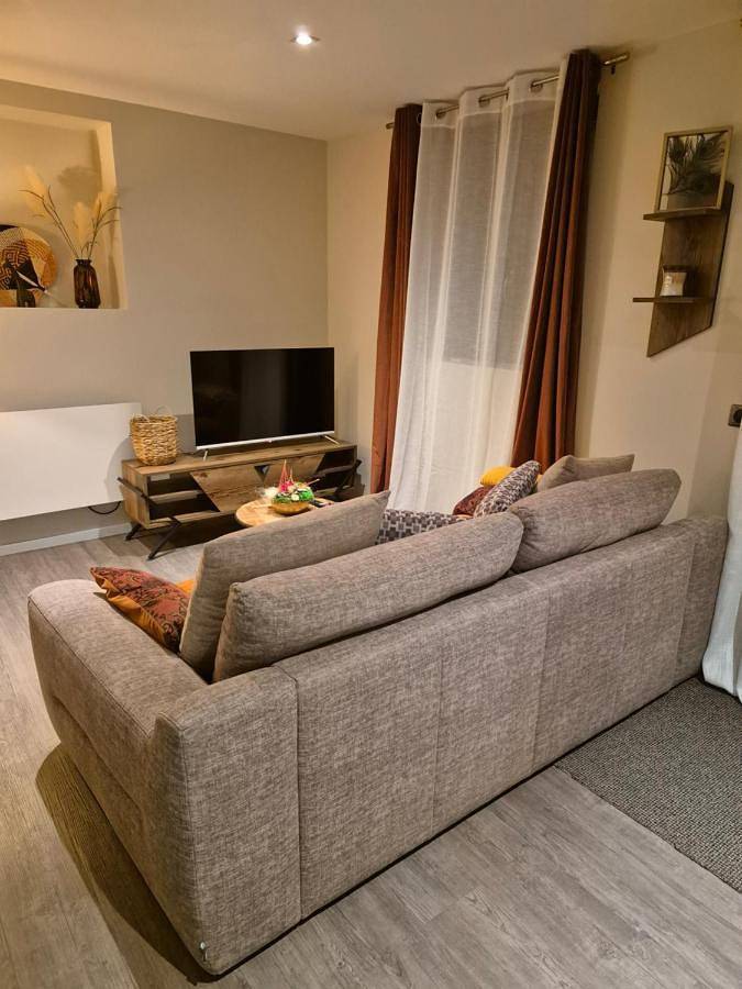 Gîte pour 2 personnes, avec terrasse à Aigueblanche - 2