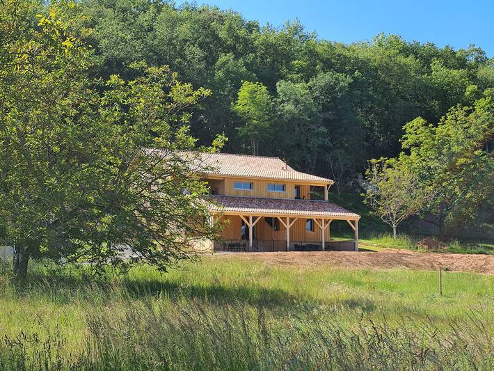 Gîte pour 6 personnes, avec piscine et terrasse à Saint-Léon-sur-Vézère - 3