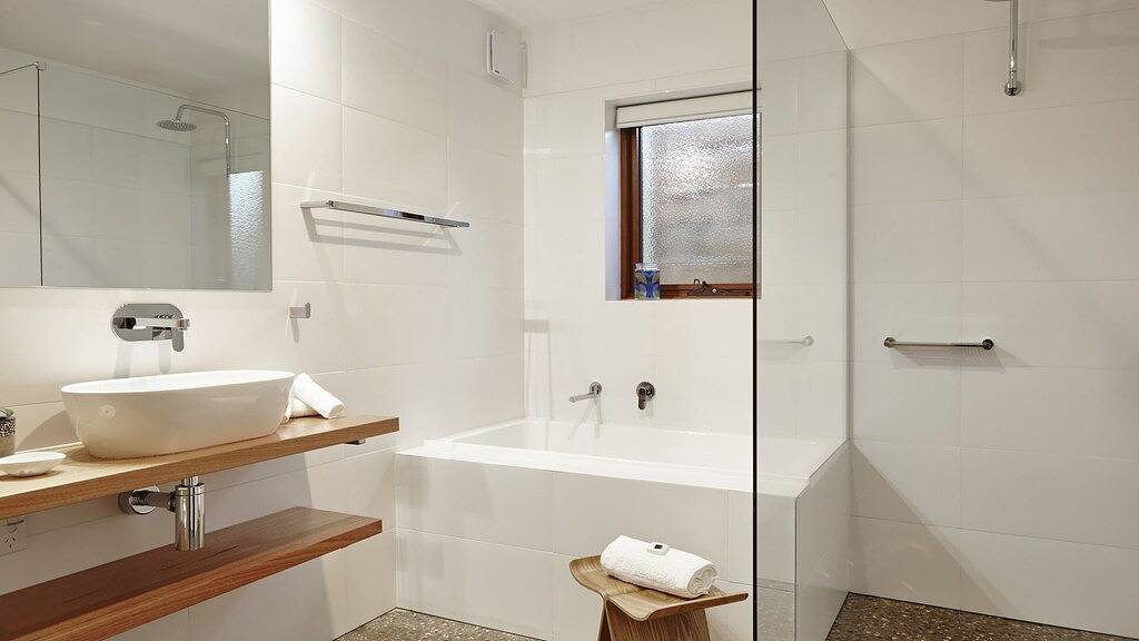 Mountin Hut - Central Bright in Bright, Alpine Shire