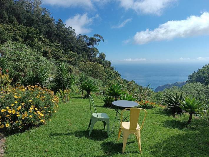 Camping para 2 pessoas, com jardim e terraço e ainda vista em