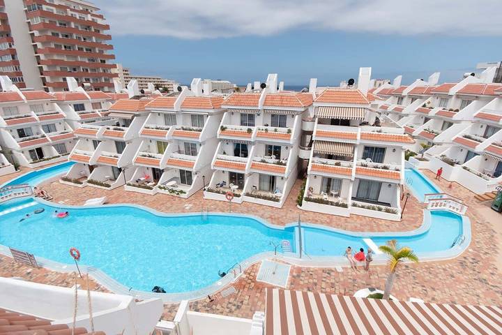 Apartamento para 4 personas, con Jardín y Piscina en Playa de las Vistas