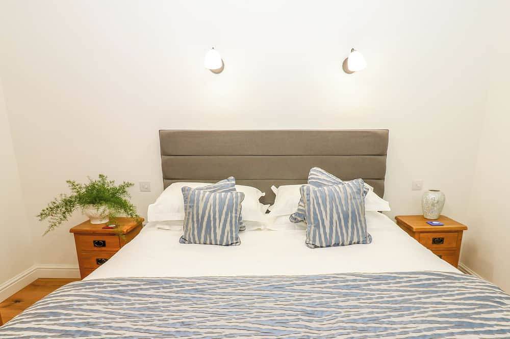 Macaw Cottages No 4, character holiday cottage in Kirkby Stephen in Kirkby Stephen, Cumbria
