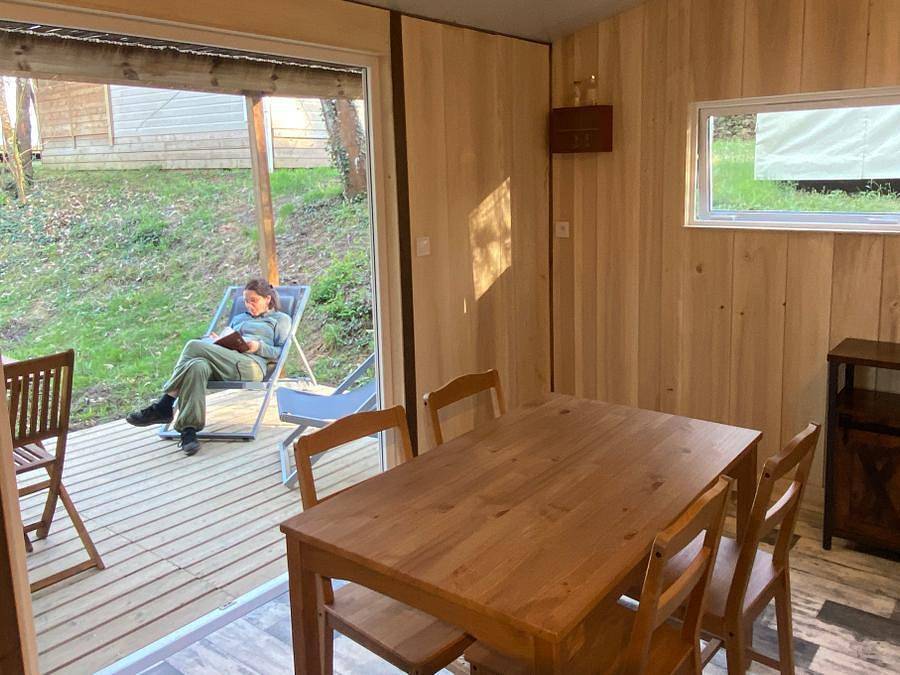Camping les Pialades - Mobilheim 4 personen - Cabane 21m² / 2 Zimmer (ohne Sanitäranlagen) in Nabirat, Périgord Noir