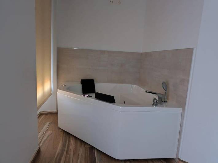 Holiday apartment for 4 people, with hot tub - 1