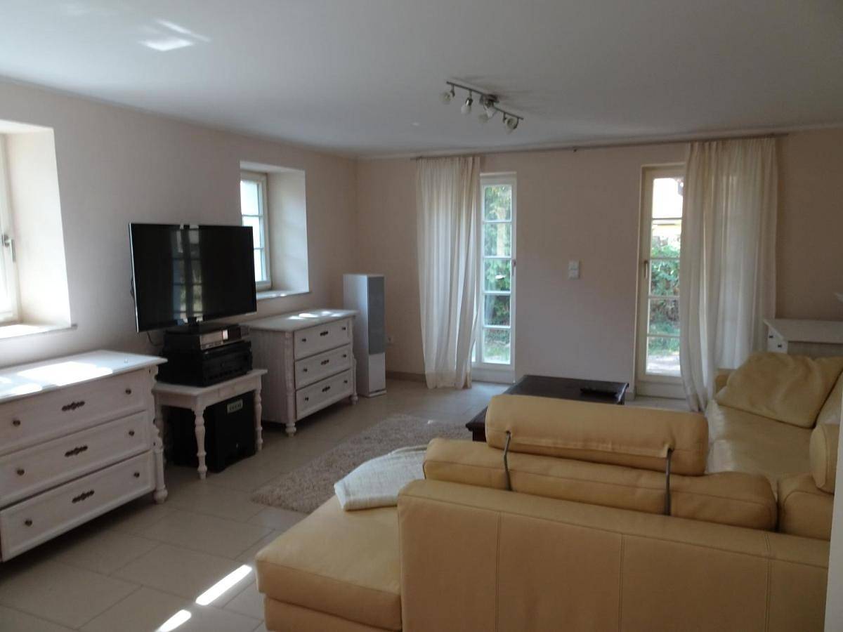 Ganze Wohnung, Two-Bedroom Apartment in Loschwitz, Dresden