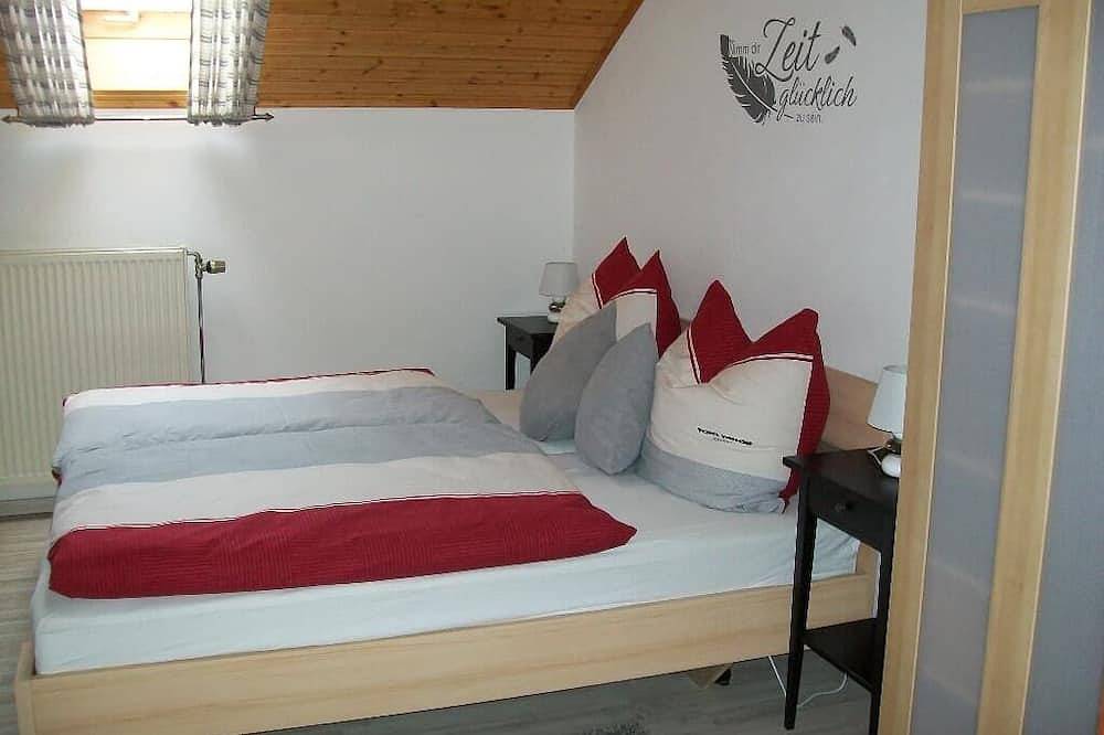 Ganze Wohnung, Ferienwohnung (65qm) mit Garten und Kinderspielplatz in Rötz, Ostbayern