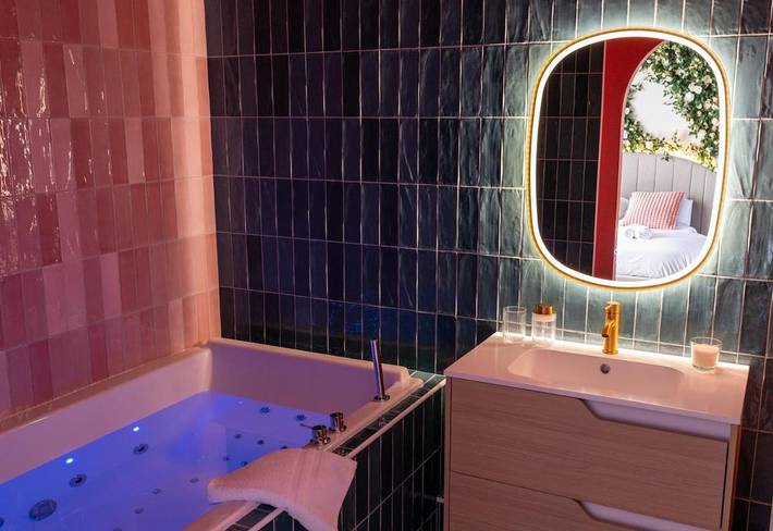 Gîte pour 2 personnes, avec terrasse et jacuzzi dans Noyal-sur-Vilaine - 3
