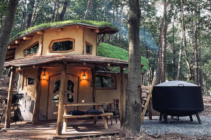 Maison de vacances pour 4 personnes, avec terrasse et jacuzzi à Maaseik