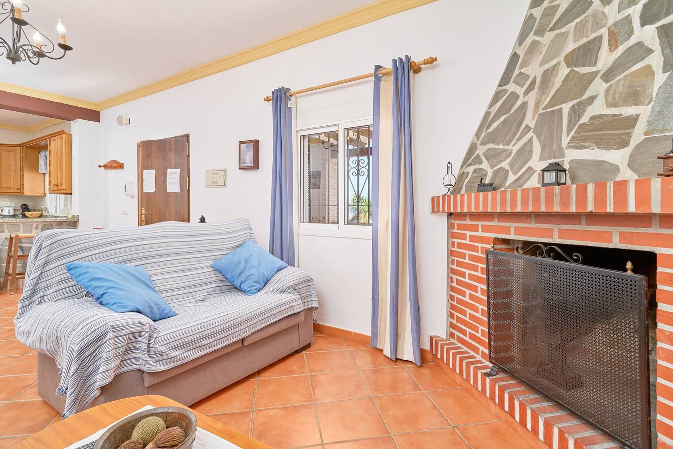 Villa 'El Peli' mit Meerblick, Wi-Fi und Klimaanlage in Frigiliana, Costa del Sol