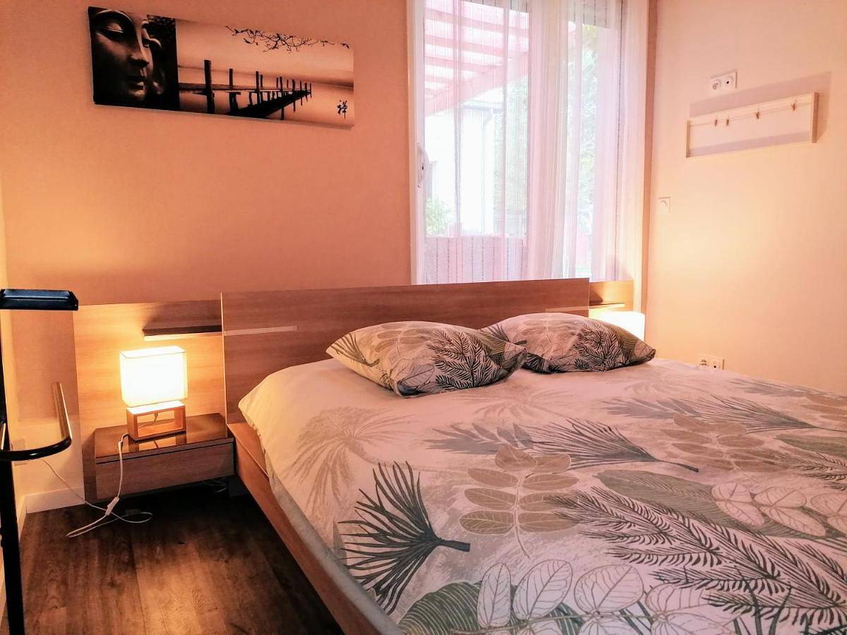 Appartement de vacances entier, Double Room with Private Bathroom in Val-d'Izé, Fougères-Vitré