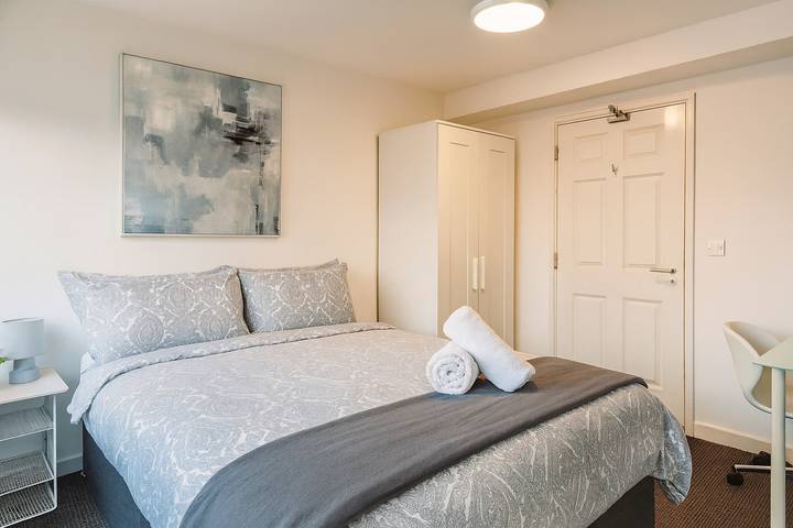 Holiday home for 14 people in Bournemouth