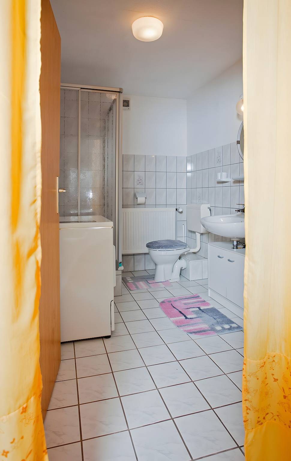 Ganze Wohnung, "Fewo Mirja" mit offener Terrasse, Gemeinschaftsgarten und W-Lan in Pellworm, Nordseeküste