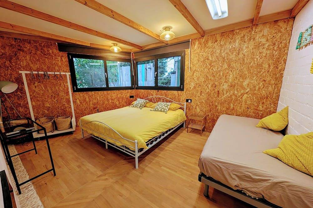 Ganze Wohnung, Aranetxea. An apartment with spectacular views. in Bigues i Riells, Barcelona Binnenland