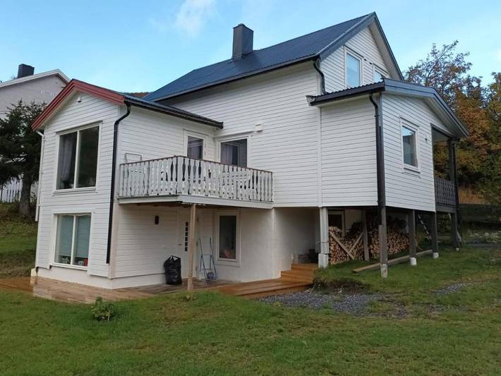 Ferienwohnung für 4 Personen, mit Terrasse in Skjervøy