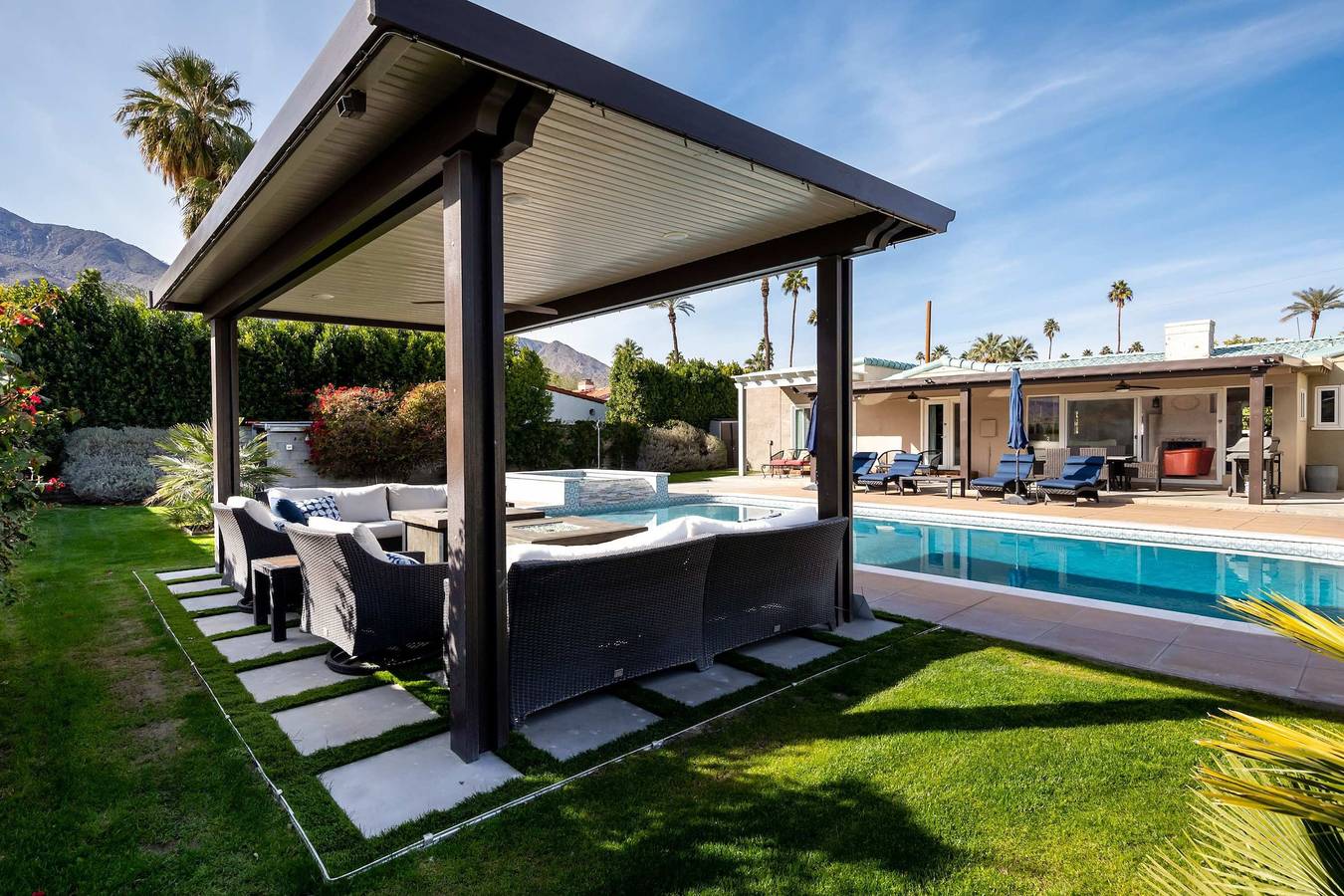 Movie Colony Oasis - Peaceful Walk to Downtown in Palm Springs, Coachella Valley