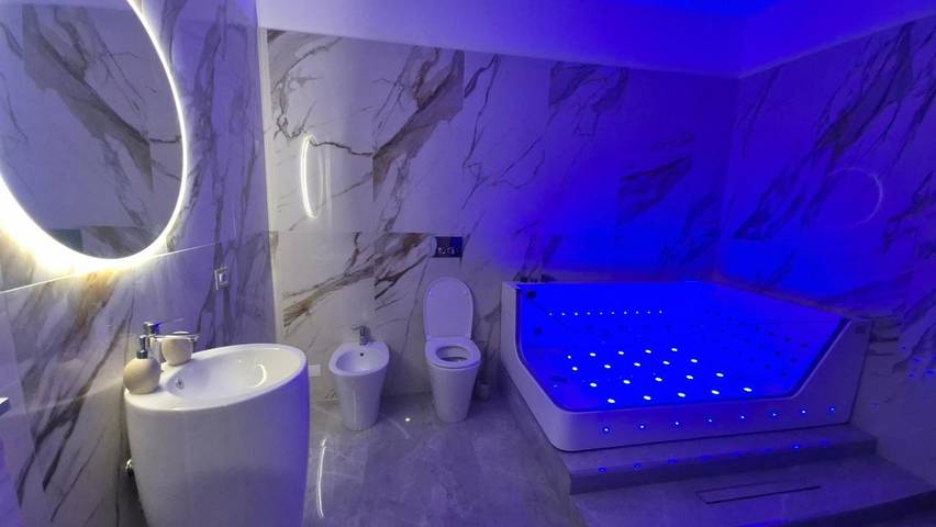 BnB für 2 Personen, mit Balkon und Whirlpool in Catania - 2