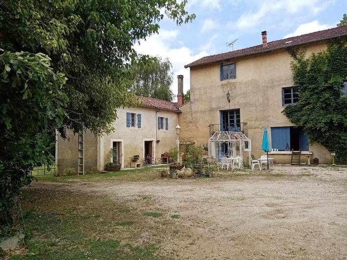 Location de vacances pour 6 personnes dans Orbessan