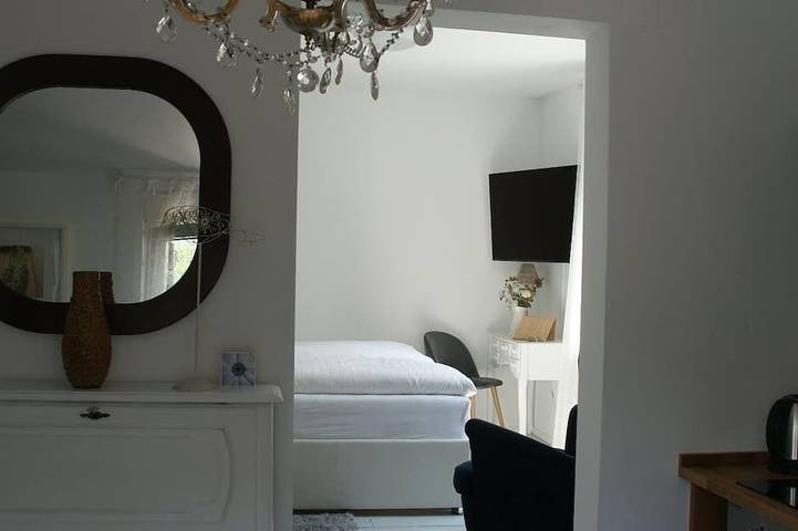 Ganze Wohnung, Haus Namenlos - FeWo Elfriede- romantische Ferienwohnung in Baruth/Mark, Teltow-Fläming