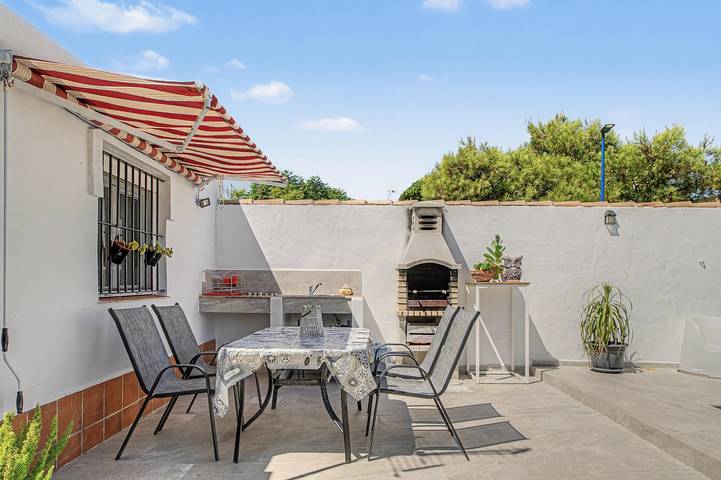 Ferienhaus 'El Olivo' mit privatem Pool, privater Terrasse und Wi-Fi in Chiclana de la Frontera, Costa de la Luz