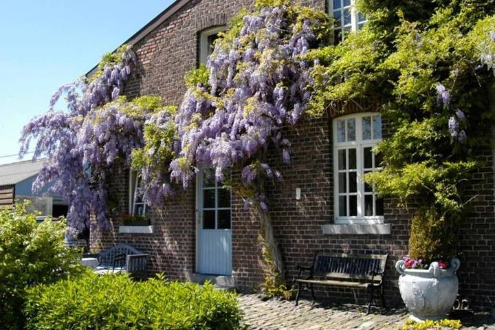 Gîte pour 4 personnes, avec jardin ainsi que vue et piscine, adapté aux familles dans Hombourg (Bleiberg) - 2