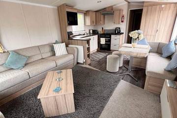 Cottage for 6 People in Poole, Poole Harbour, Photo 1