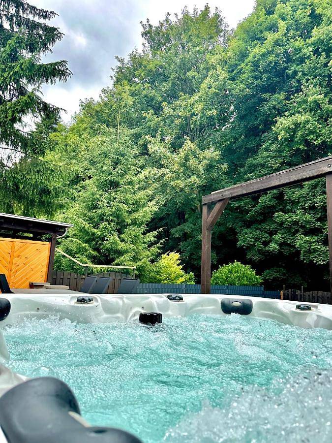Ferienhaus für 10 Personen, mit Whirlpool und Terrasse sowie Garten und Pool in Stolberg - 2